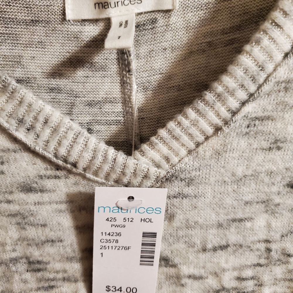Maurices shirt - Picture 2 of 2